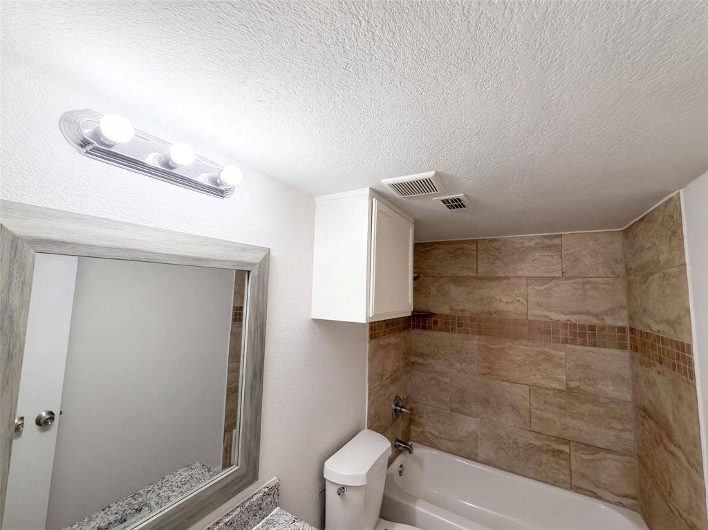 832 Brockden Drive, Mesquite, TX 75149 832 Brockden Drive, Mesquite, TX 75149