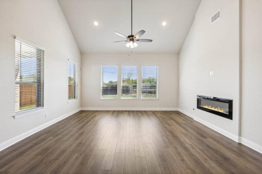 4316 Biddle Street, Midlothian, TX 76065 Representative