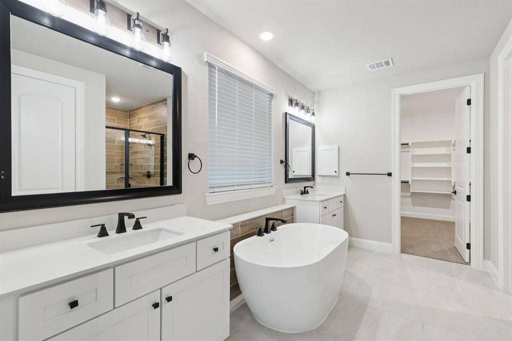 4316 Biddle Street, Midlothian, TX 76065 4_6-729Carriage_006.jpg