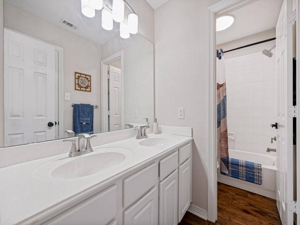 5100 Arbor Hollow Drive, McKinney, TX 75072 5100 Arbor Hollow Drive, McKinney, TX 75072