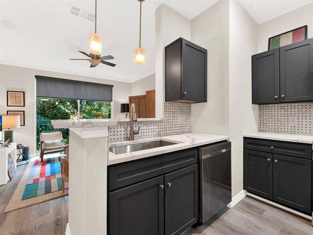 330 Las Colinas Boulevard E, #228, Irving, TX 75039 330 Las Colinas Boulevard E, #228, Irving, TX 75039