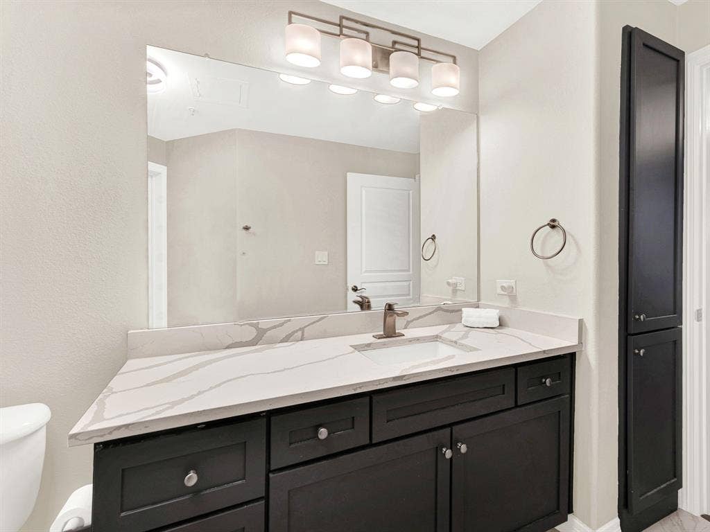 330 Las Colinas Boulevard E, #228, Irving, TX 75039 330 Las Colinas Boulevard E, #228, Irving, TX 75039