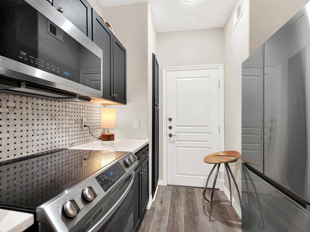 330 Las Colinas Boulevard E, #228, Irving, TX 75039 330 Las Colinas Boulevard E, #228, Irving, TX 75039