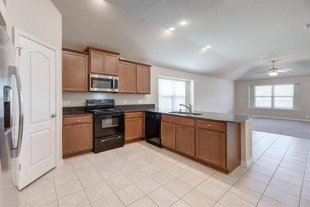 4829 Lemon Grove Drive, Fort Worth, TX 76135 4829 Lemon Grove Drive, Fort Worth, TX 76135