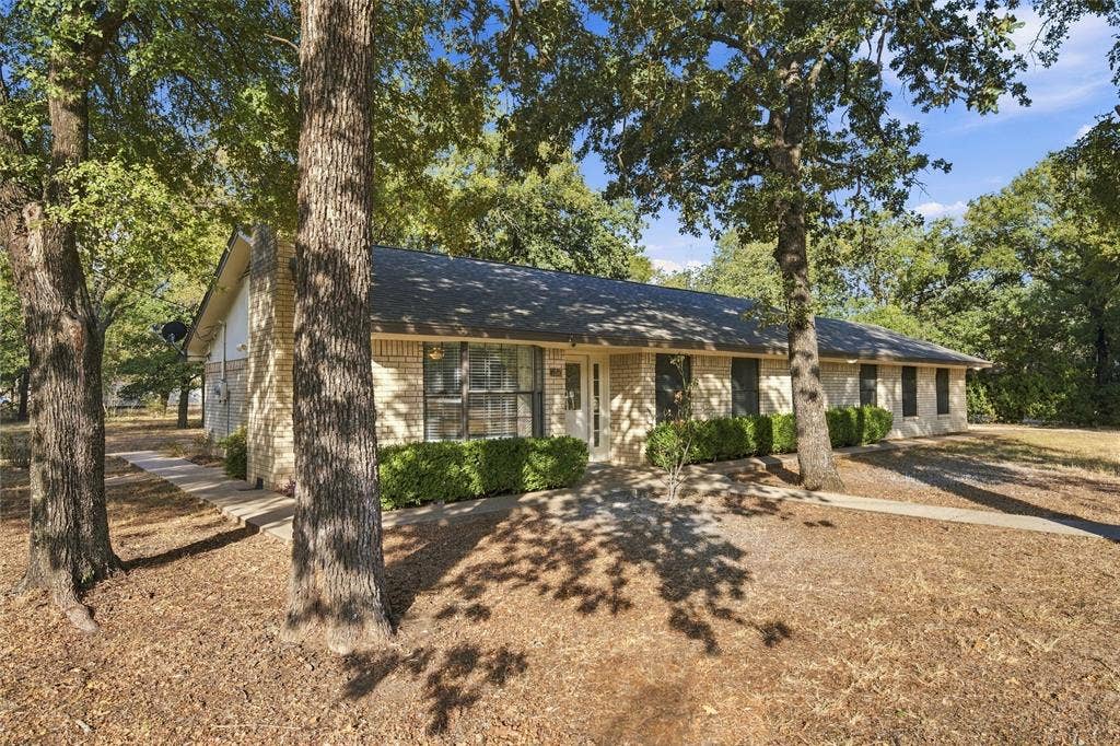 167 Tall Timber Trail, Whitney, TX 76692