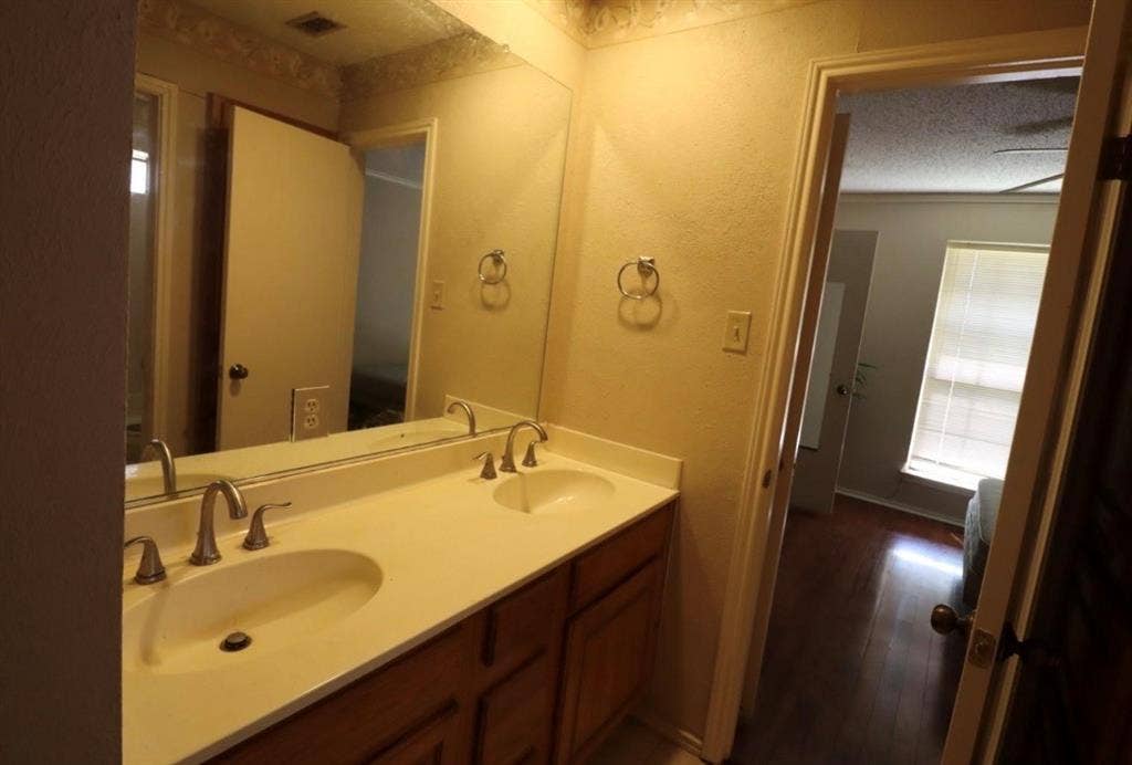 3709 Racquet Court, Plano, TX 75023 3709 Racquet Court, Plano, TX 75023