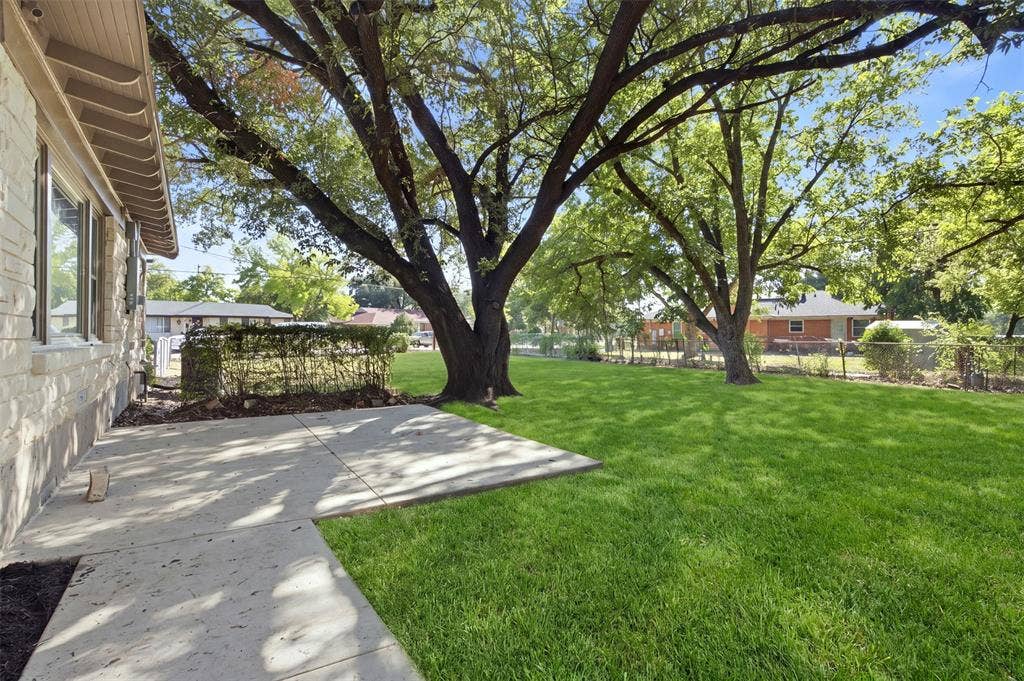 2266 Sutter Street, Dallas, TX 75216 2266 Sutter Street, Dallas, TX 75216