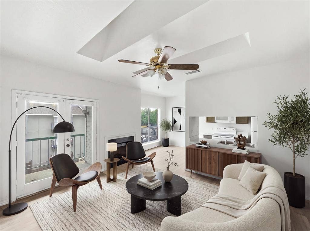 7126 Holly Hill Drive, #304, Dallas, TX 75231