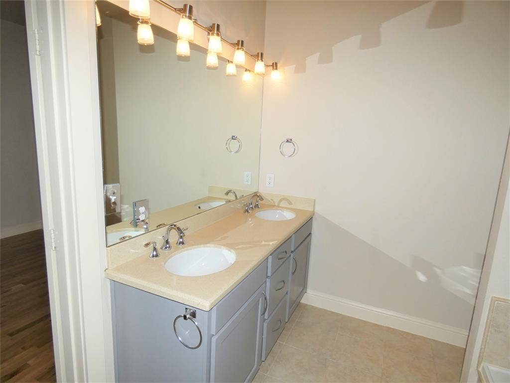 6159 Oram Street, #203, Dallas, TX 75214