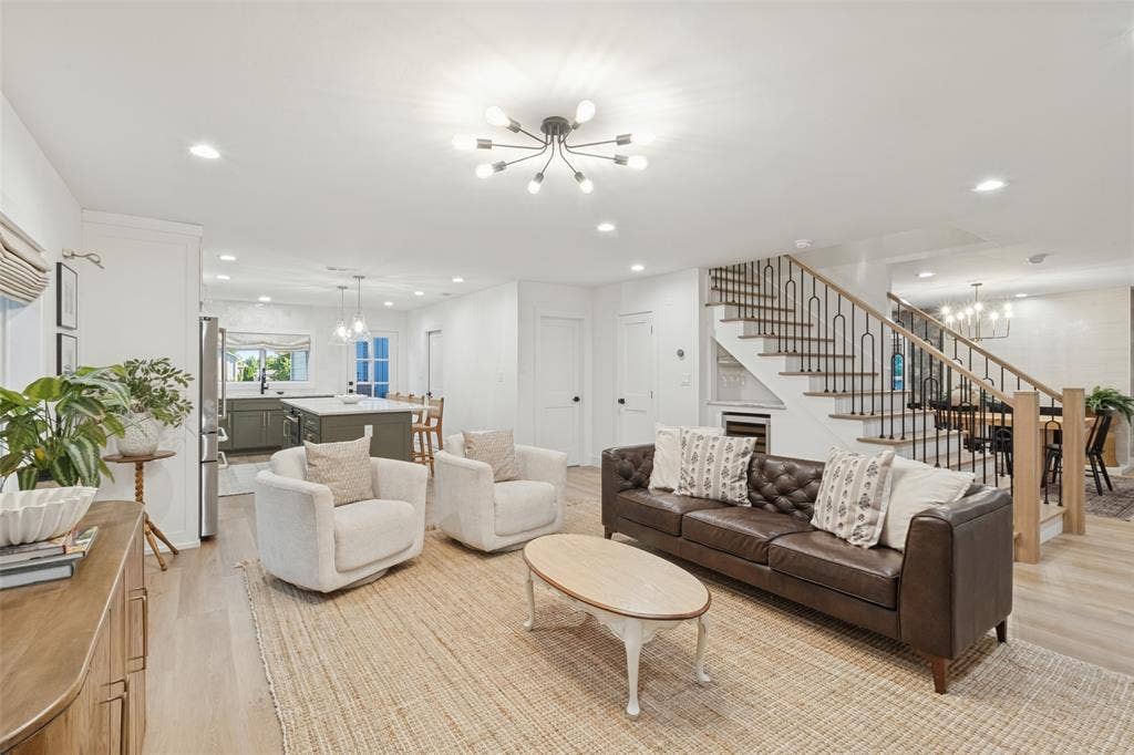 5931 Kenwood Avenue, Dallas, TX 75206 5931 Kenwood Avenue, Dallas, TX 75206