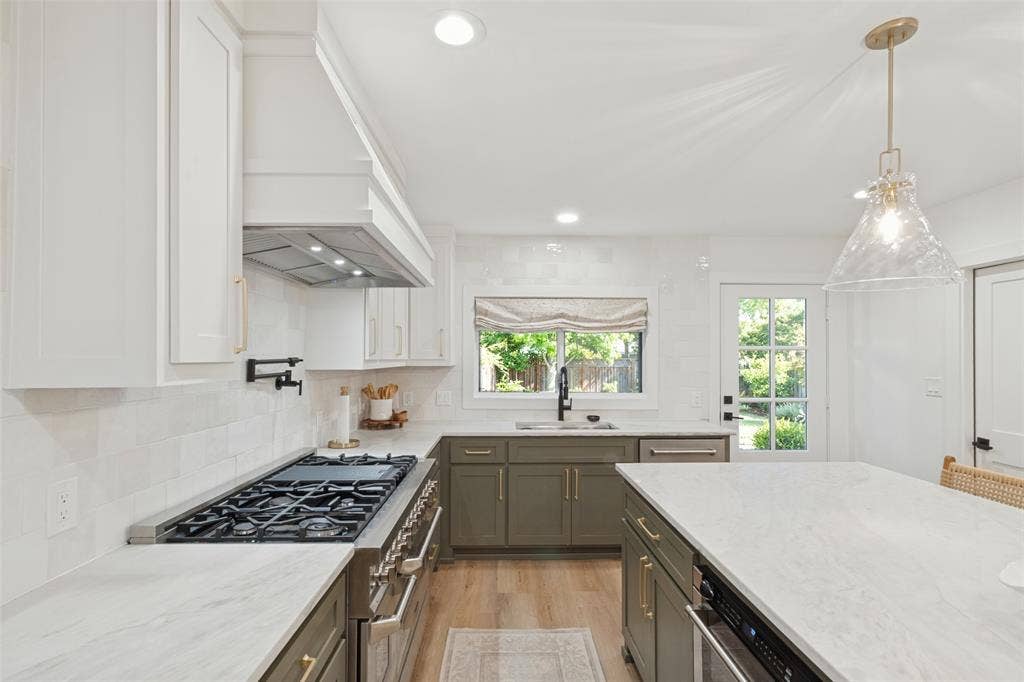 5931 Kenwood Avenue, Dallas, TX 75206 5931 Kenwood Avenue, Dallas, TX 75206