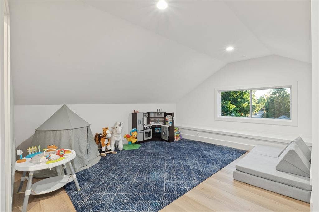 5931 Kenwood Avenue, Dallas, TX 75206 5931 Kenwood Avenue, Dallas, TX 75206