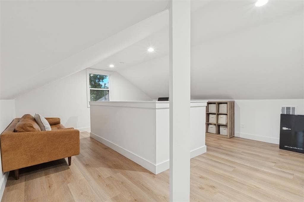 5931 Kenwood Avenue, Dallas, TX 75206 5931 Kenwood Avenue, Dallas, TX 75206