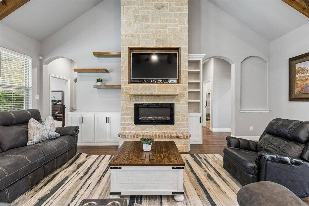 101 Sycamore Lane, Roanoke, TX 76262