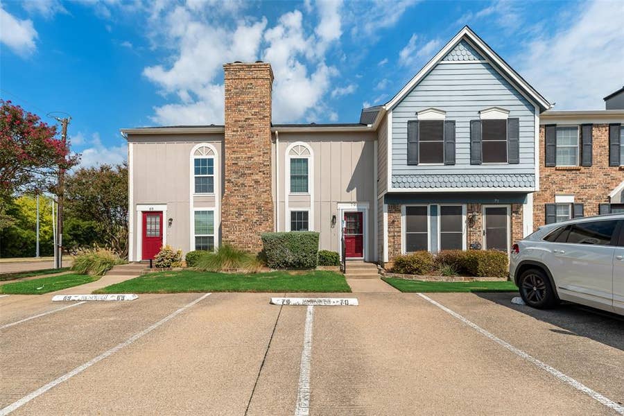 Property photo for 70 Winchester Drive, Euless, TX
