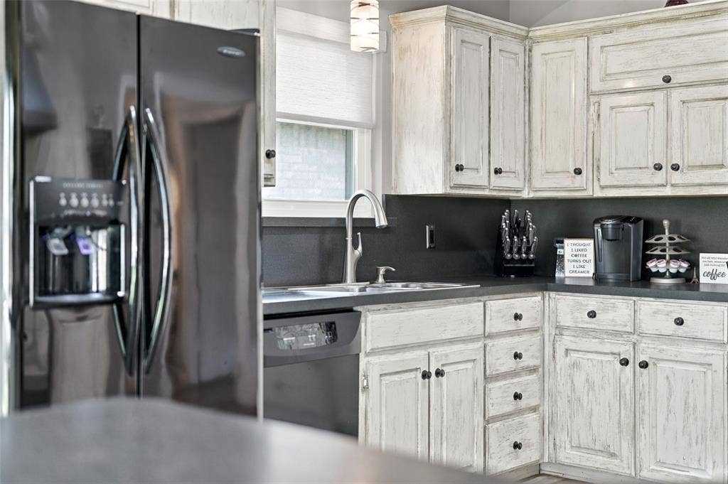 6036 Sundown Drive, Watauga, TX 76148 6036 Sundown Drive, Watauga, TX 76148