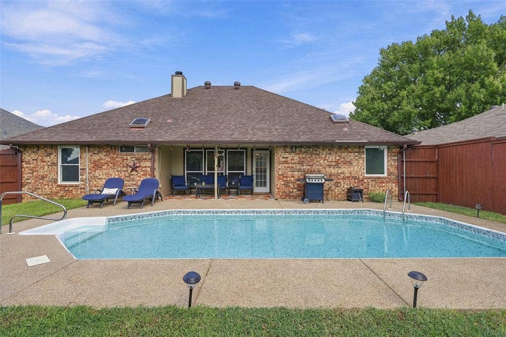6036 Sundown Drive, Watauga, TX 76148 6036 Sundown Drive, Watauga, TX 76148