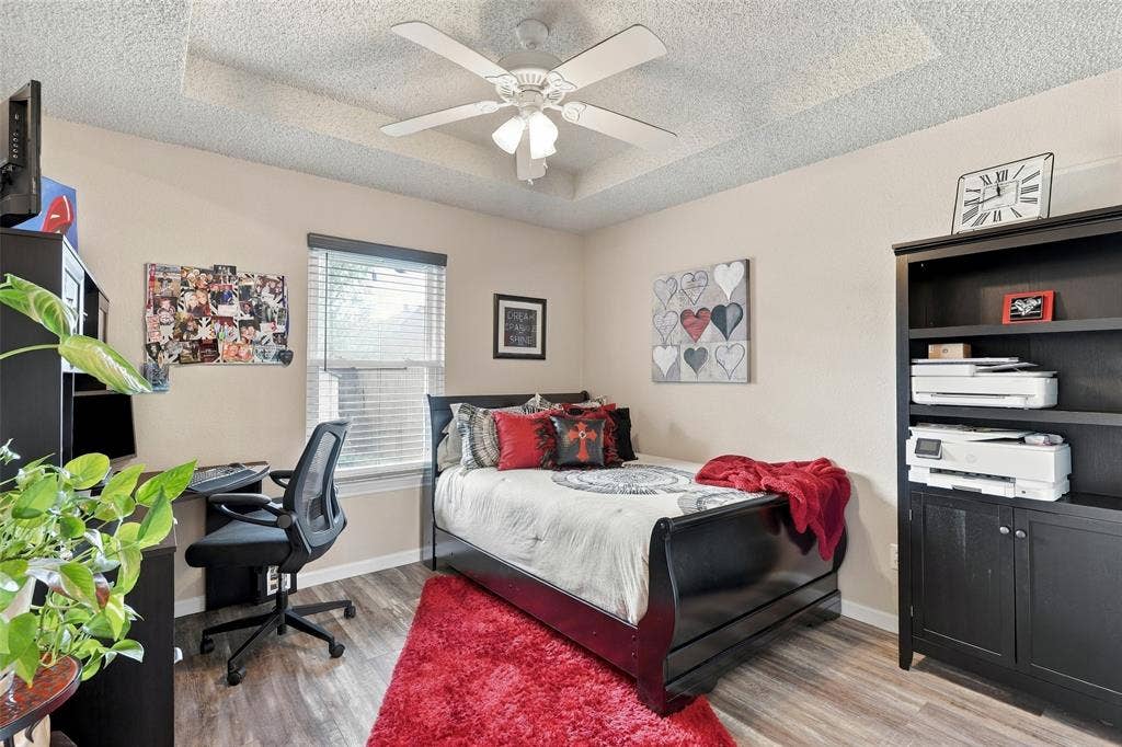 6036 Sundown Drive, Watauga, TX 76148 Guest room