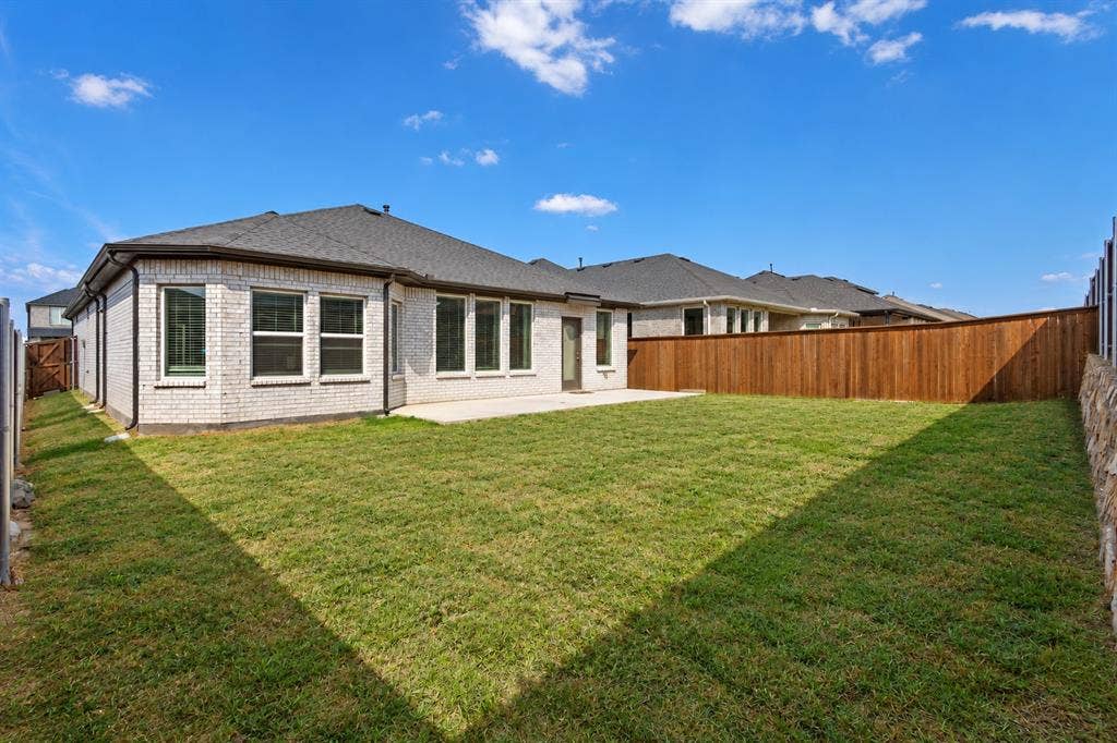 2434 Pebble Bank Lane, Midlothian, TX 76065 2434 Pebble Bank Lane, Midlothian, TX 76065