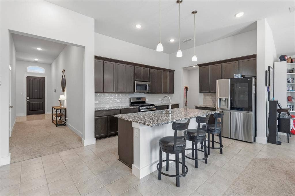 2434 Pebble Bank Lane, Midlothian, TX 76065 2434 Pebble Bank Lane, Midlothian, TX 76065
