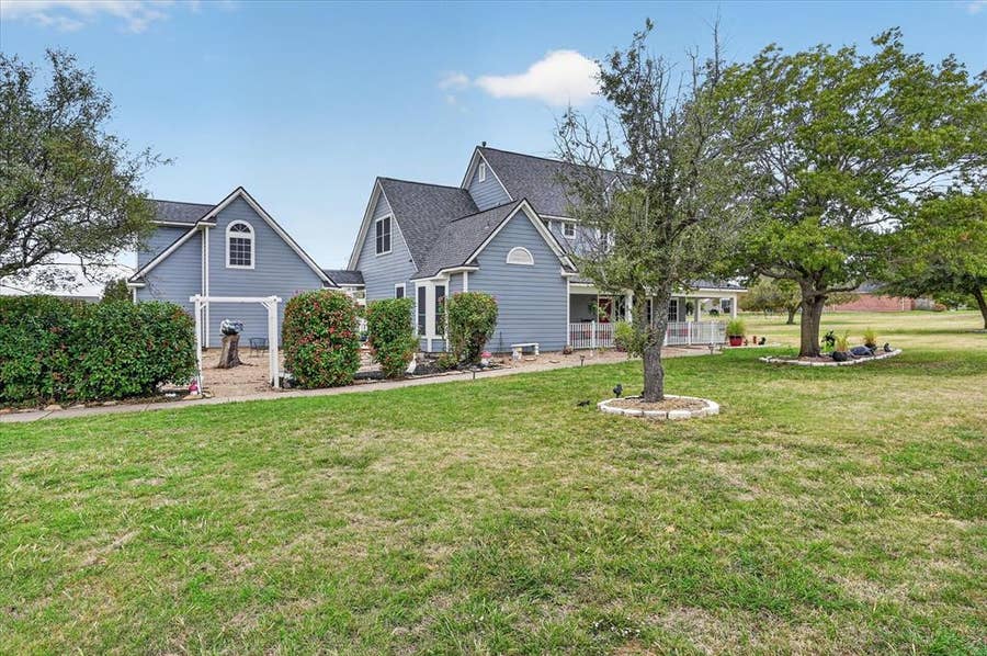 Property photo for 9324 Harbour Breeze Lane, Fort Worth, TX