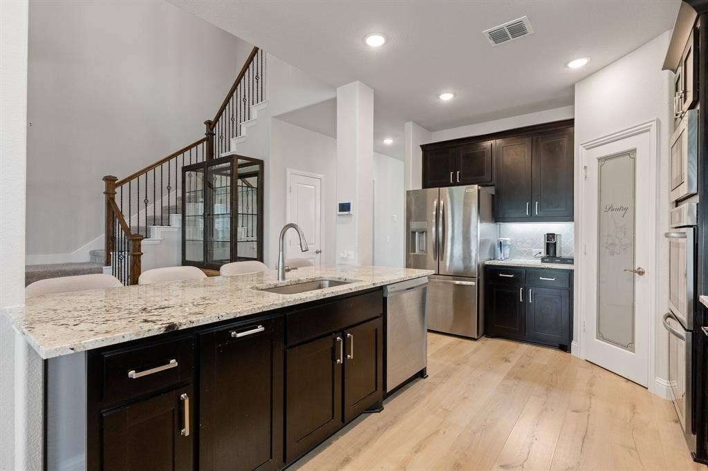 12516 Panther Creek Drive, Godley, TX 76044 12516 Panther Creek Drive, Godley, TX 76044