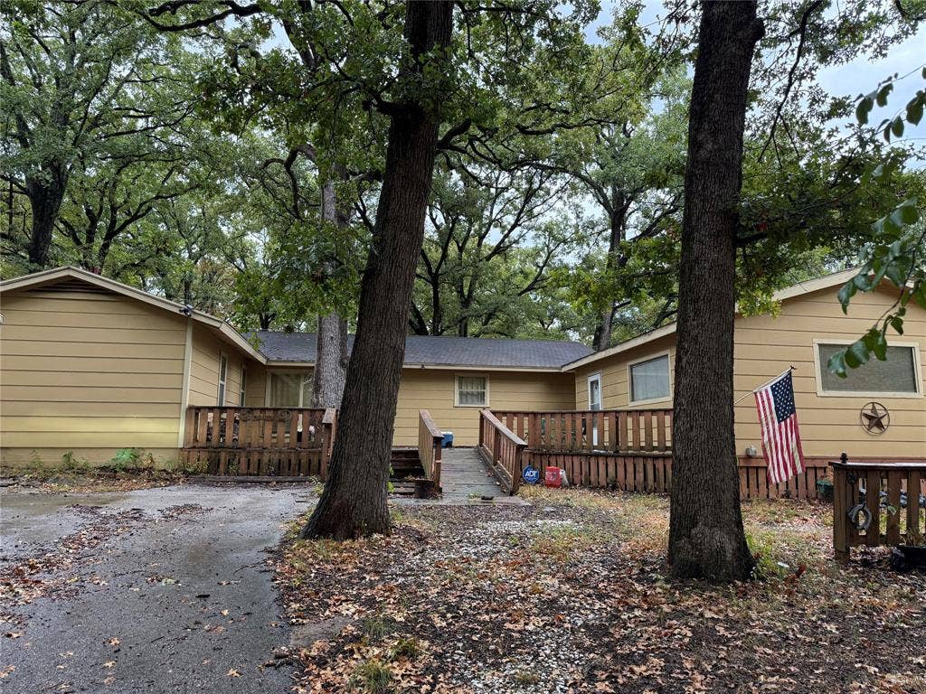 114 Los Arboles Street, Gun Barrel City, TX 75156 114 Los Arboles Street, Gun Barrel City, TX 75156