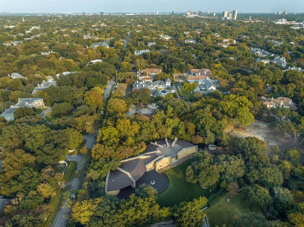 5110 Park Lane, Dallas, TX 75220 5110 Park Lane, Dallas, TX 75220