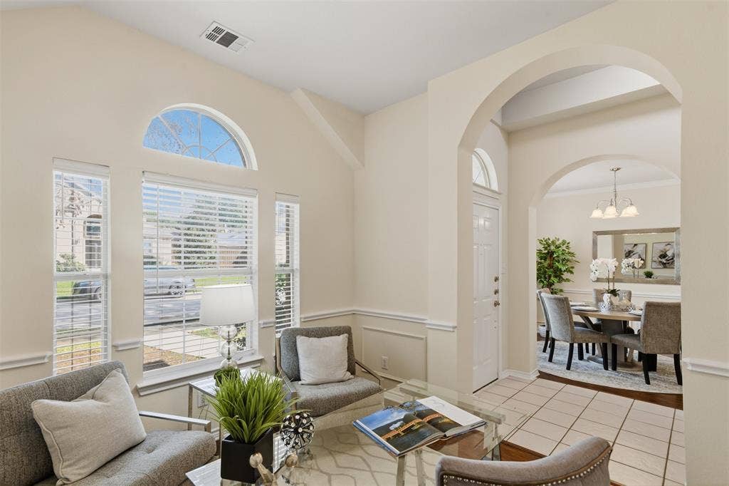 416 Kyle Lane, Lewisville, TX 75067