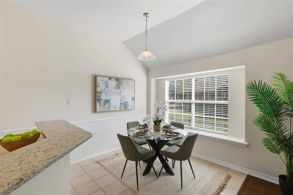 416 Kyle Lane, Lewisville, TX 75067