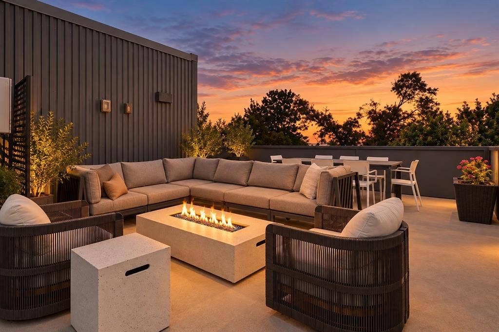 4804 Danbrook Court, Dallas, TX 75204 Rooftop