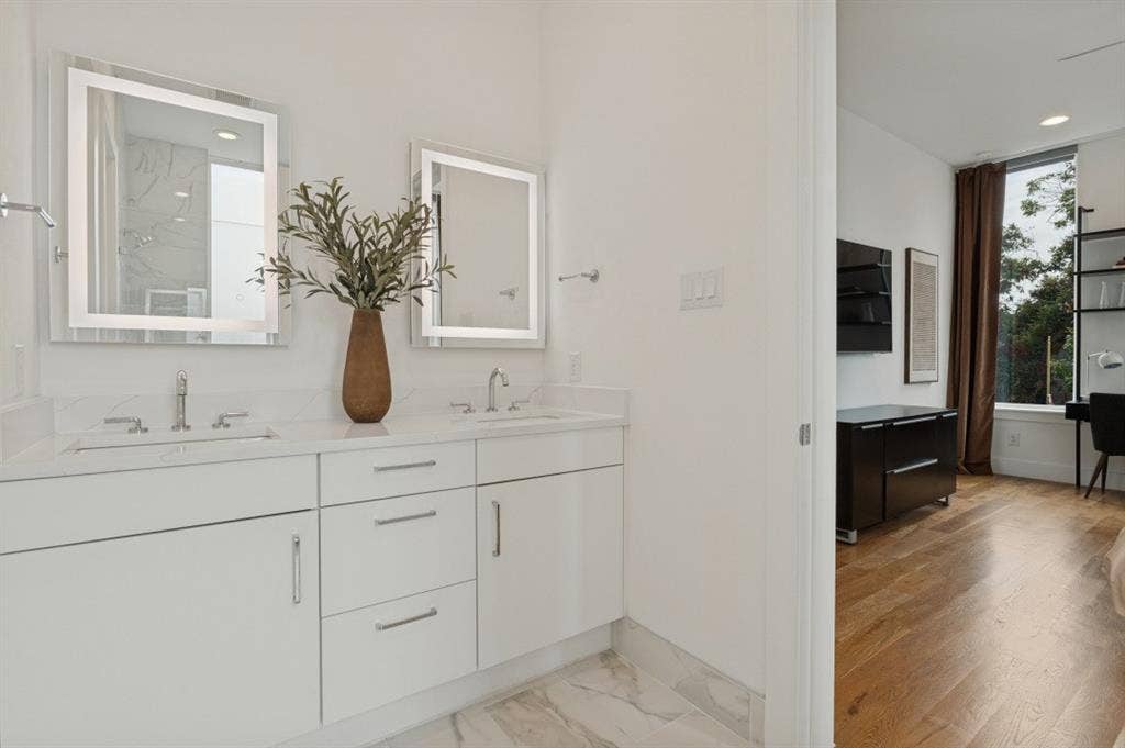 4804 Danbrook Court, Dallas, TX 75204 4804 Danbrook Court, Dallas, TX 75204