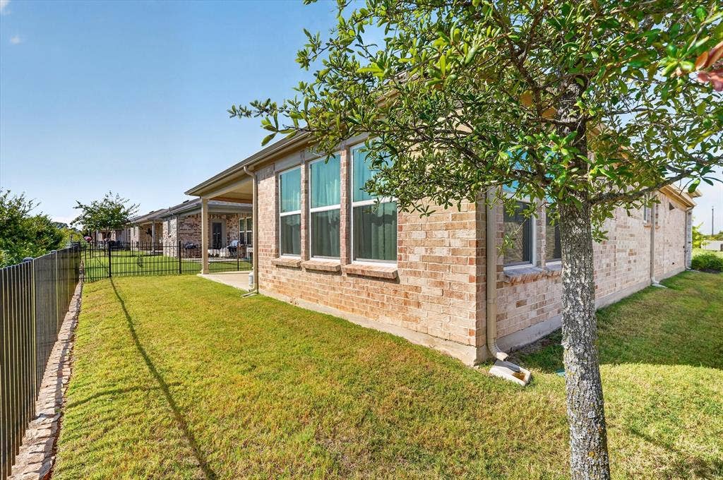 9232 Riverlight Road, McKinney, TX 75071 9232 Riverlight Road, McKinney, TX 75071