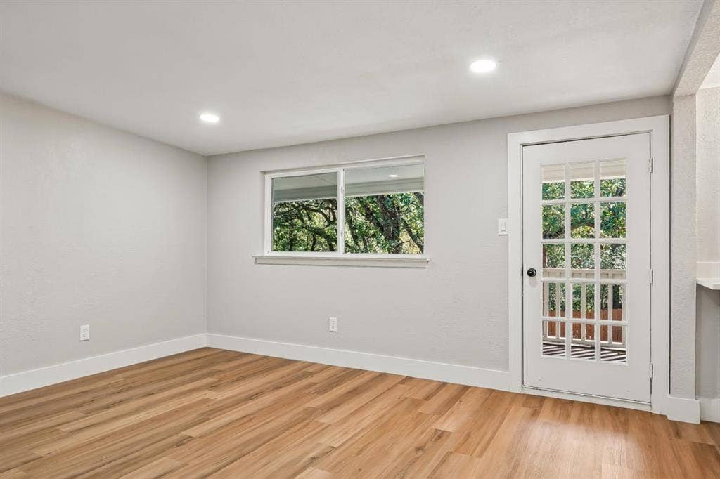 2872 Hurstview Drive, Hurst, TX 76054