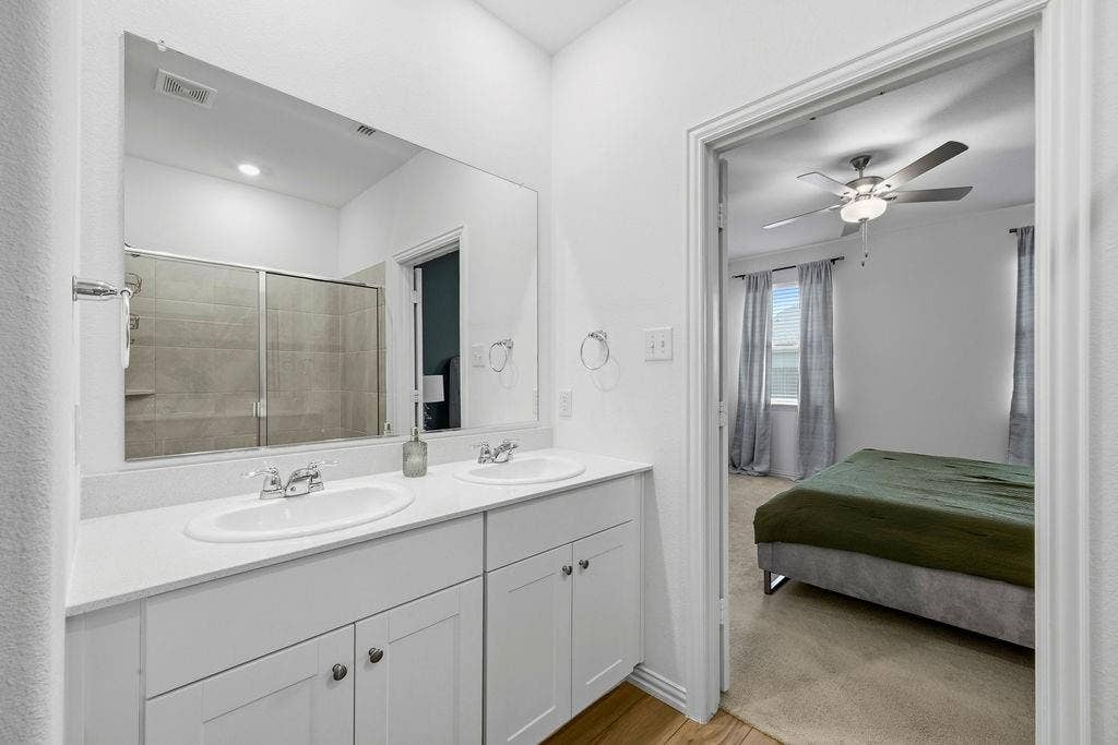 5127 Penrose Drive, Princeton, TX 75407 5127 Penrose Drive, Princeton, TX 75407