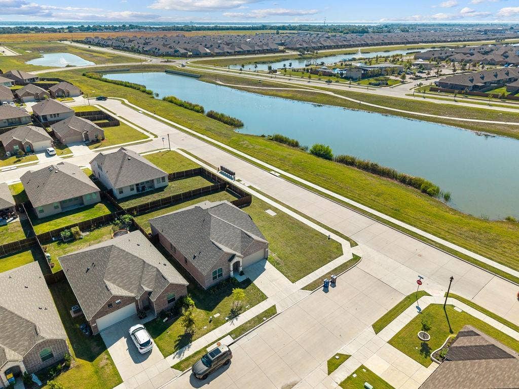 5127 Penrose Drive, Princeton, TX 75407 5127 Penrose Drive, Princeton, TX 75407