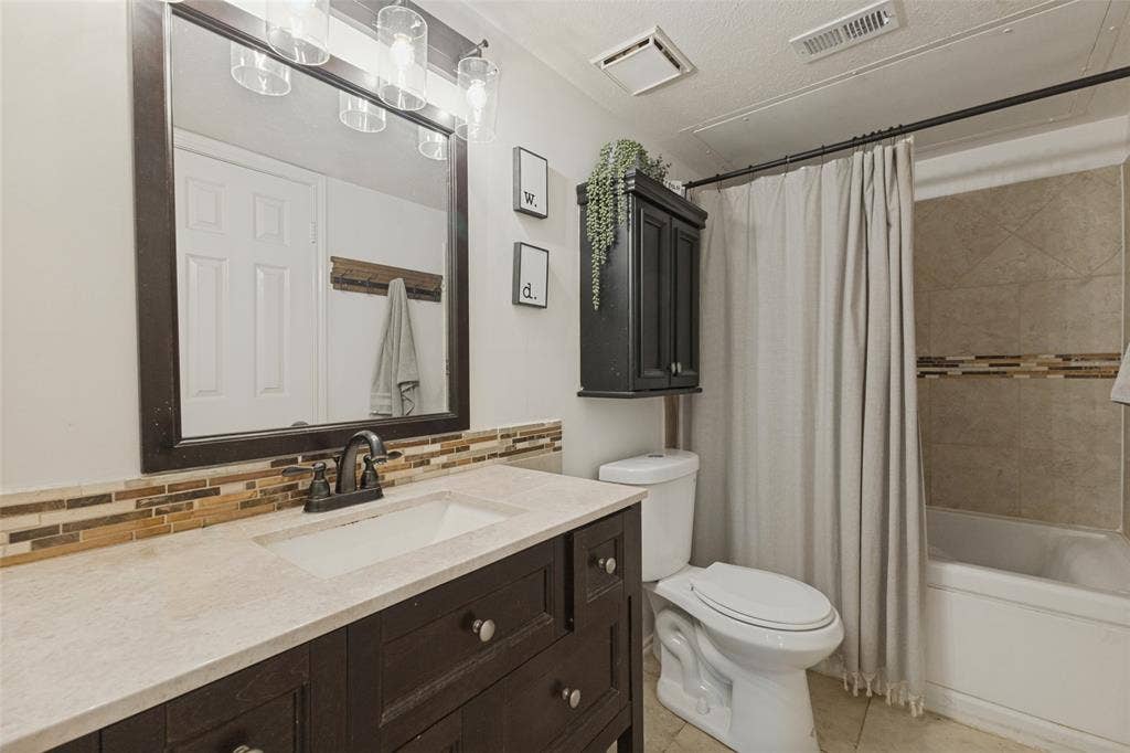 Downstairs bath