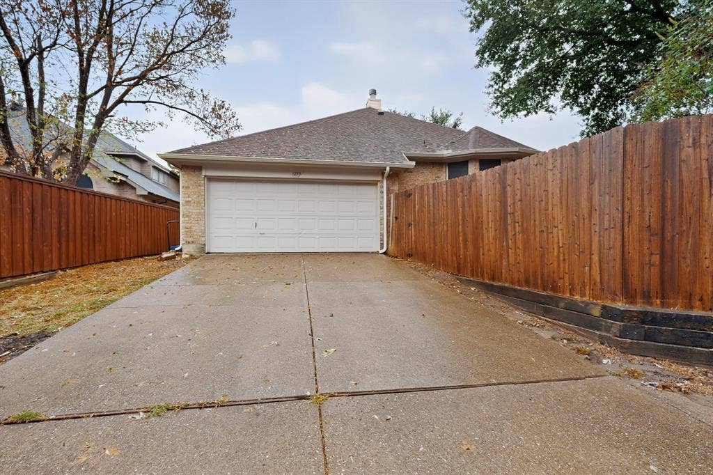 1239 Rivercrest Drive, Mesquite, TX 75181 1239 Rivercrest Drive, Mesquite, TX 75181