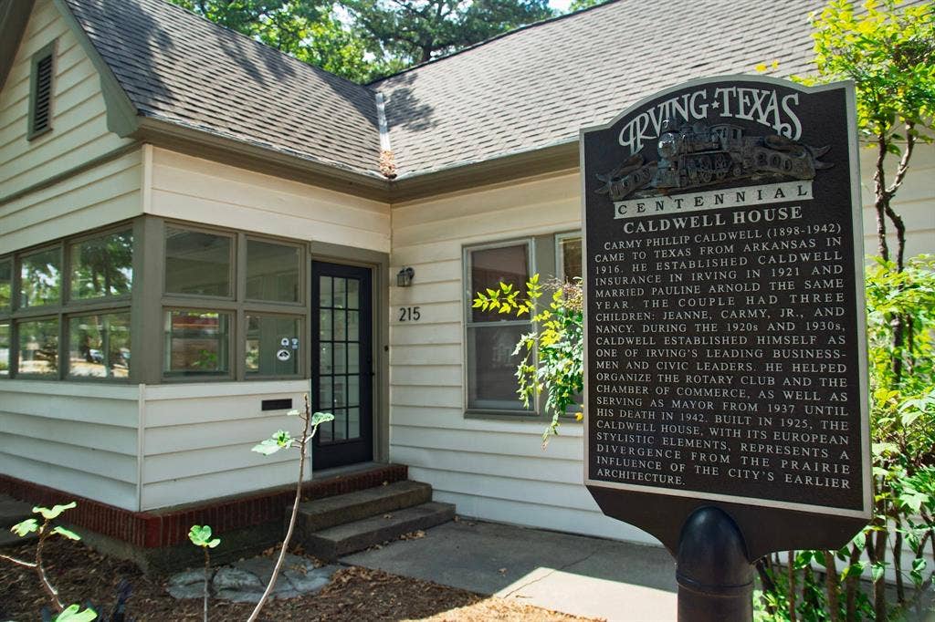 215 S O'Connor Road, Irving, TX 75060 215 S O'Connor Road, Irving, TX 75060