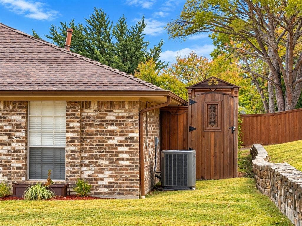1605 Brighton Drive, Carrollton, TX 75007