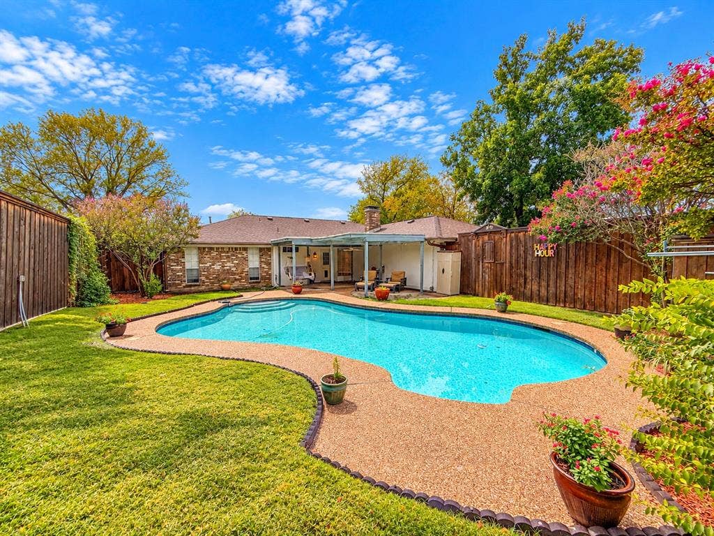 1605 Brighton Drive, Carrollton, TX 75007