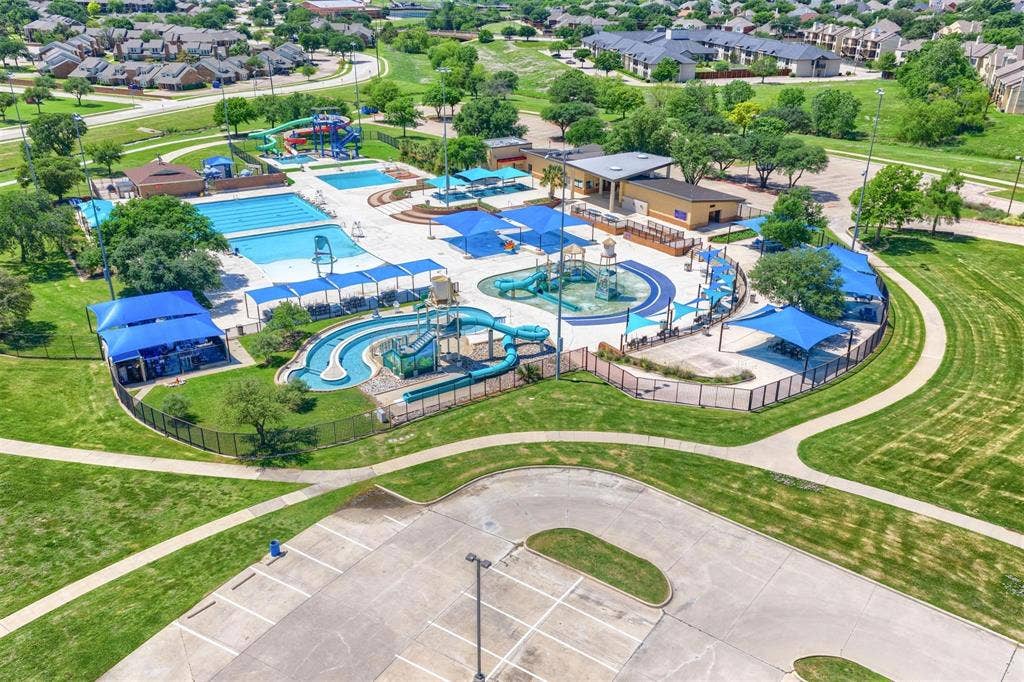 Rosemeade Rainforest Aquatic Center and Recreation Park