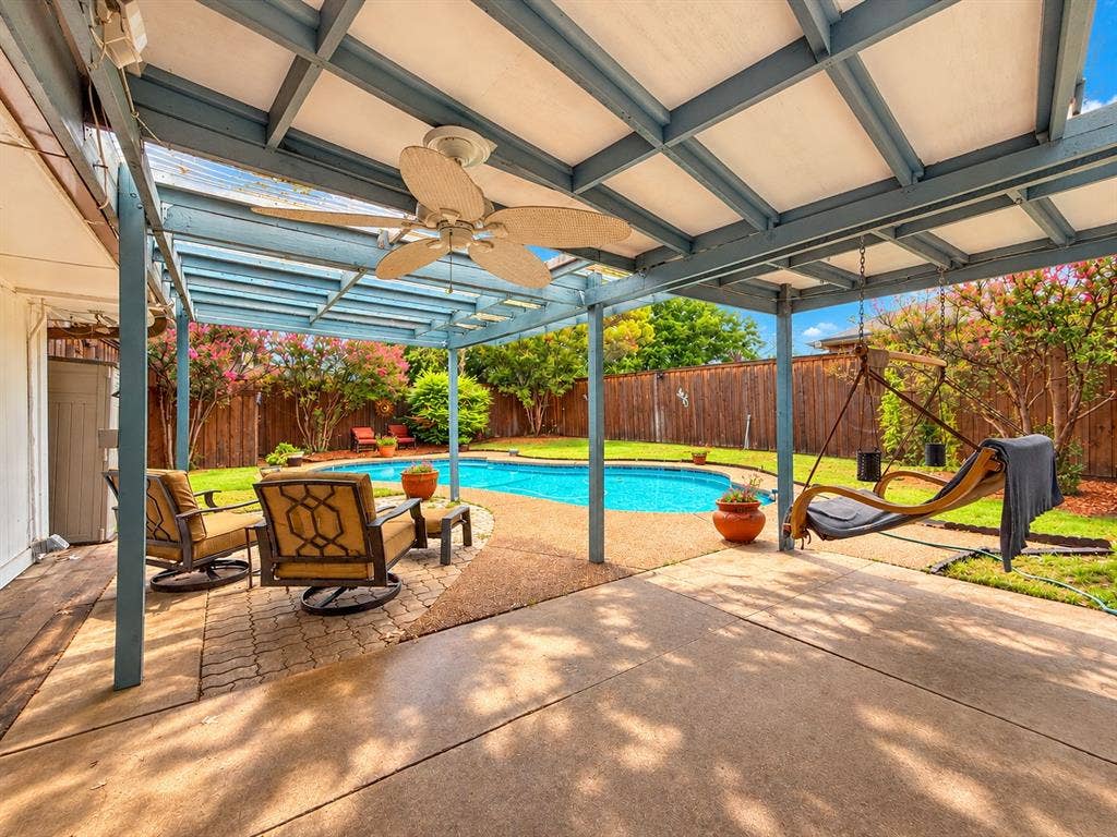 1605 Brighton Drive, Carrollton, TX 75007