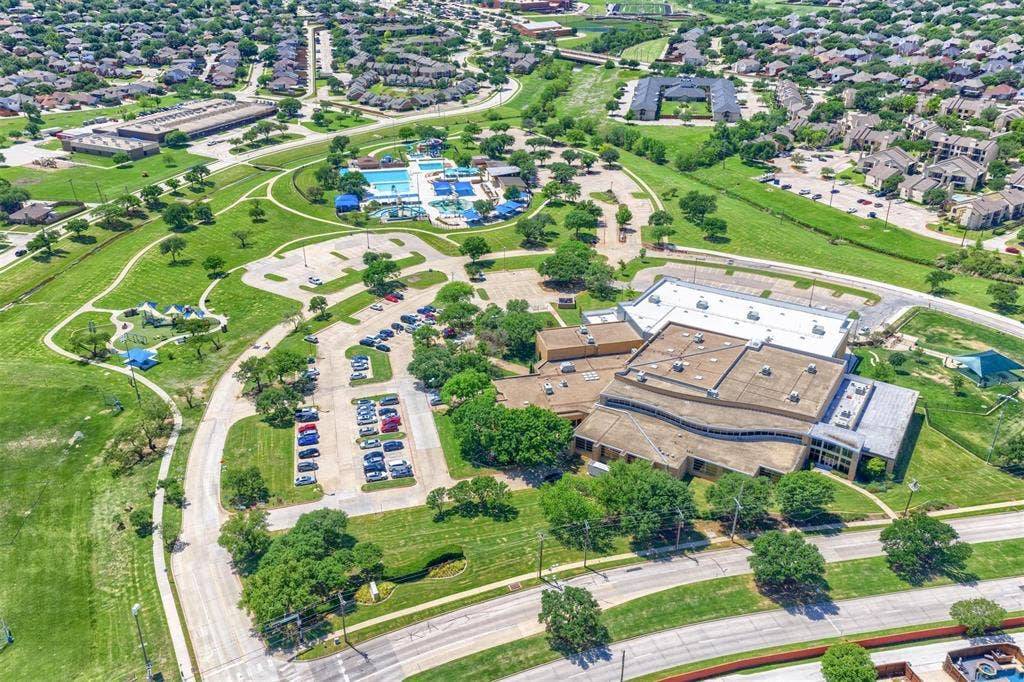Rosemeade Rainforest Aquatic Center and Recreation Park