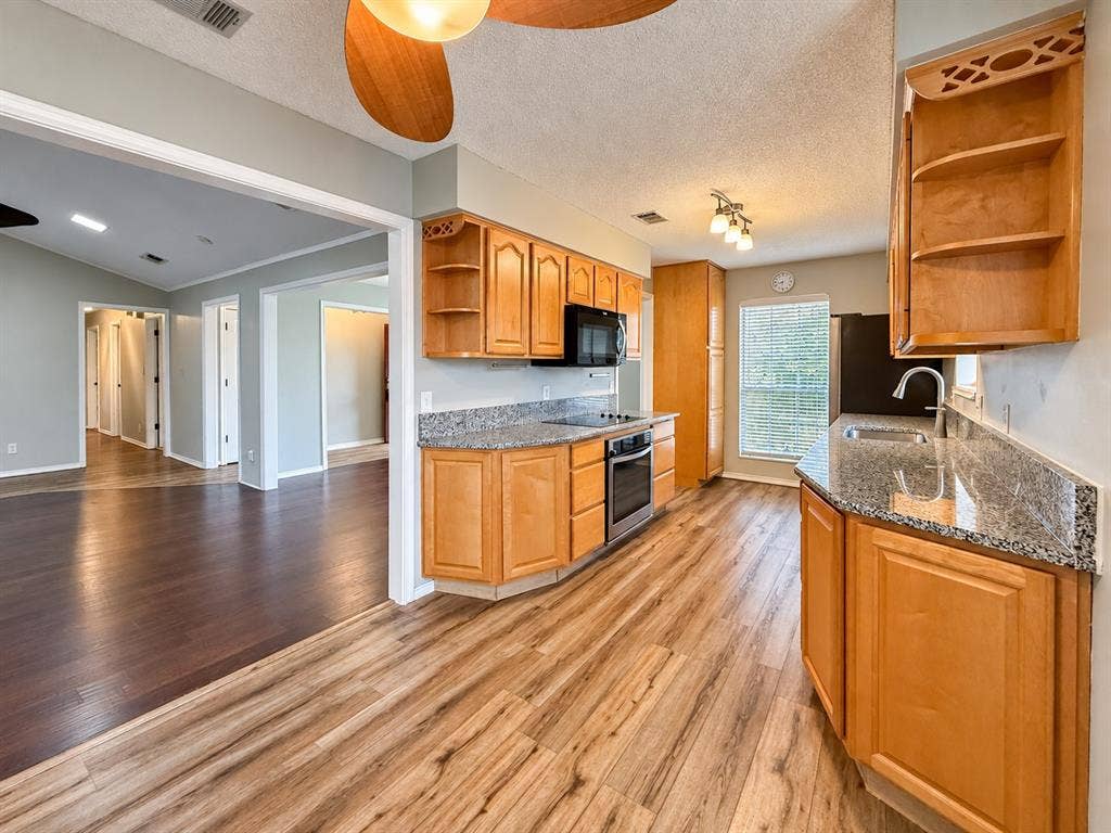 1605 Brighton Drive, Carrollton, TX 75007