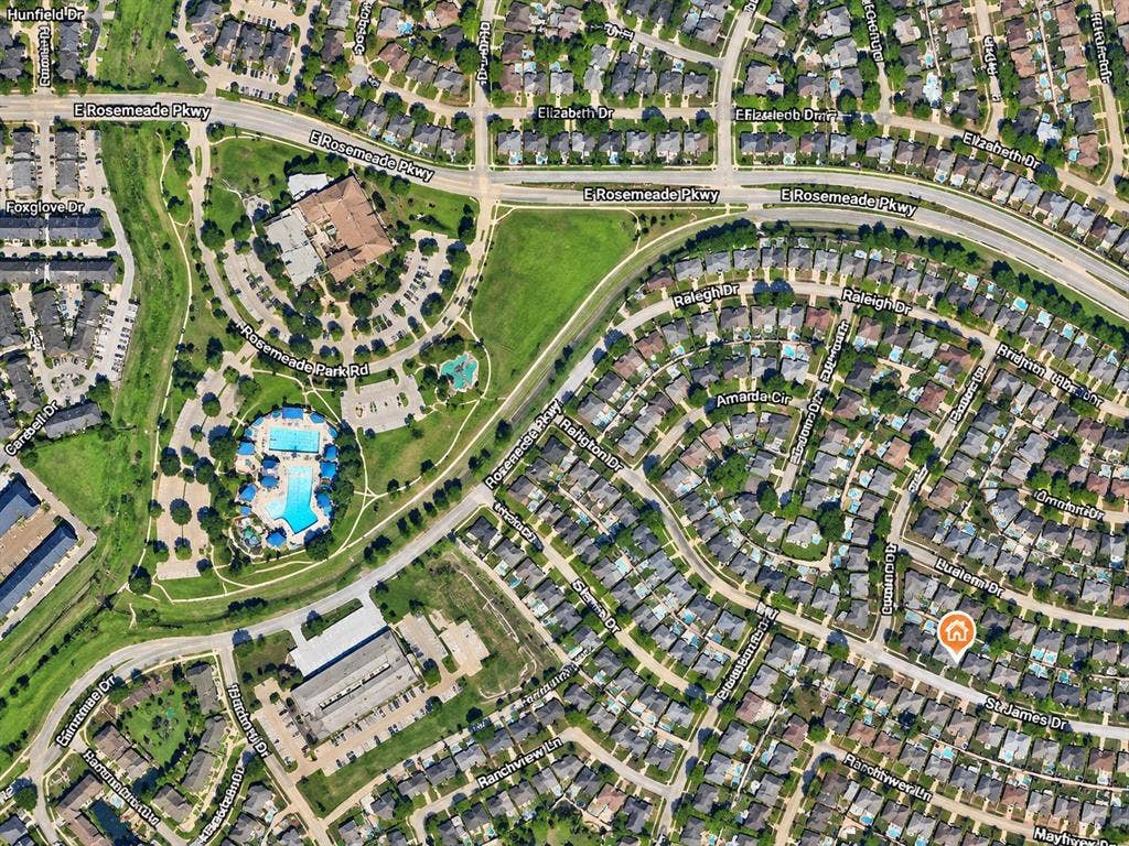 Just a short walk to Rosemeade Recreation Park & Aquatic Center