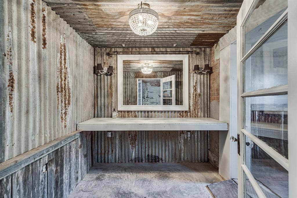 102 / 104 S Main Street, Milford, TX 76670 102 / 104 S Main Street, Milford, TX 76670