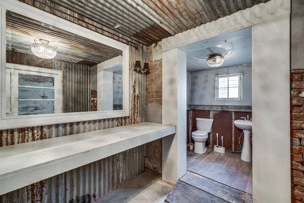 102 / 104 S Main Street, Milford, TX 76670 102 / 104 S Main Street, Milford, TX 76670
