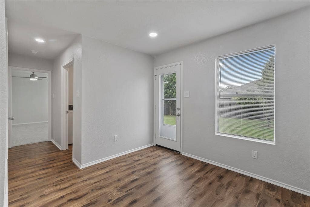 932 Poncho Lane, Fort Worth, TX 76052