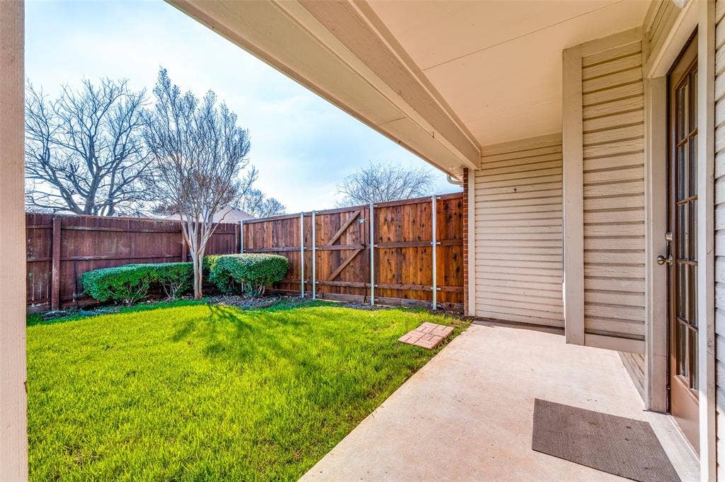 10121 Cambridge Drive, Frisco, TX 75035 10121 Cambridge Drive, Frisco, TX 75035